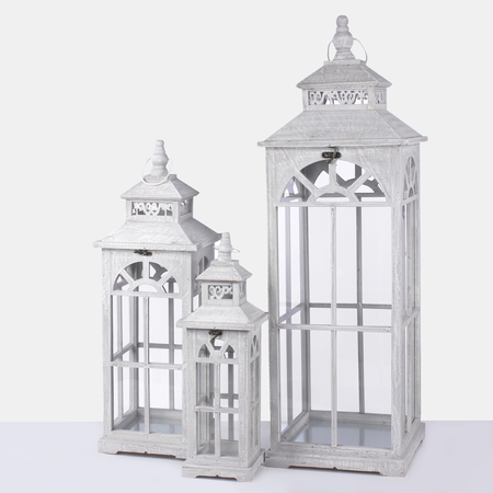 Wooden lantern with curved elements x 3